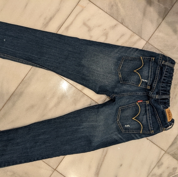 Levi's Boyfriend Cut Jeans - Picture 2 of 4